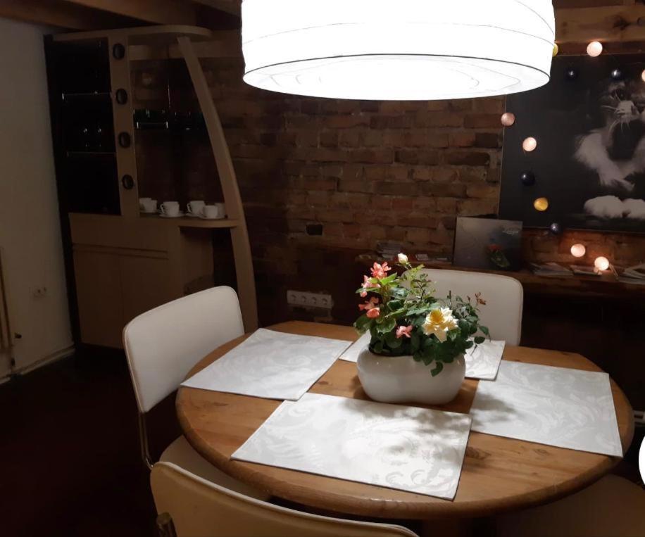 2 Story Studio Apartment Free Parking Included リガ エクステリア 写真