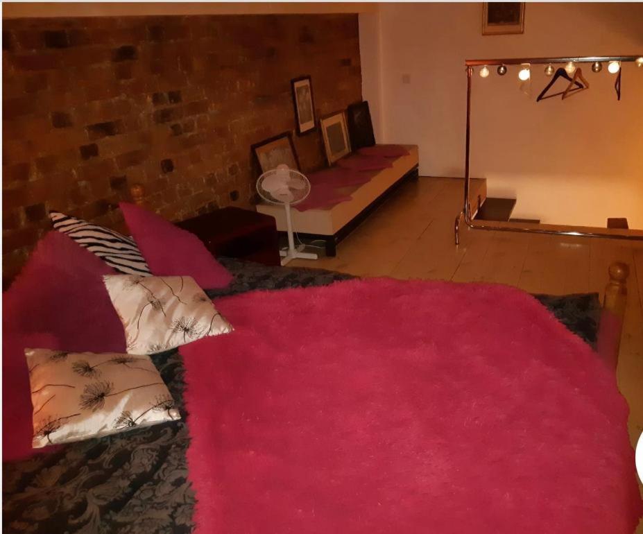2 Story Studio Apartment Free Parking Included リガ エクステリア 写真