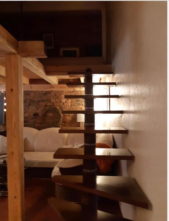2 Story Studio Apartment Free Parking Included リガ エクステリア 写真